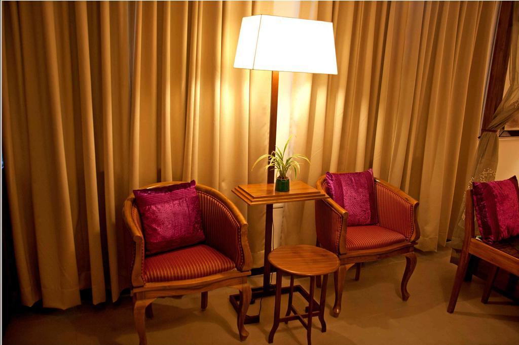 Hotel Highnest Singapperumalkovil Pokoj fotografie